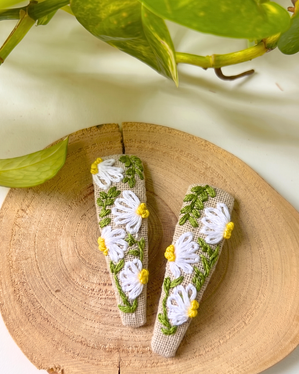 Garden Daisy Hairclips
